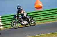 Vintage-motorcycle-club;eventdigitalimages;mallory-park;mallory-park-trackday-photographs;no-limits-trackdays;peter-wileman-photography;trackday-digital-images;trackday-photos;vmcc-festival-1000-bikes-photographs